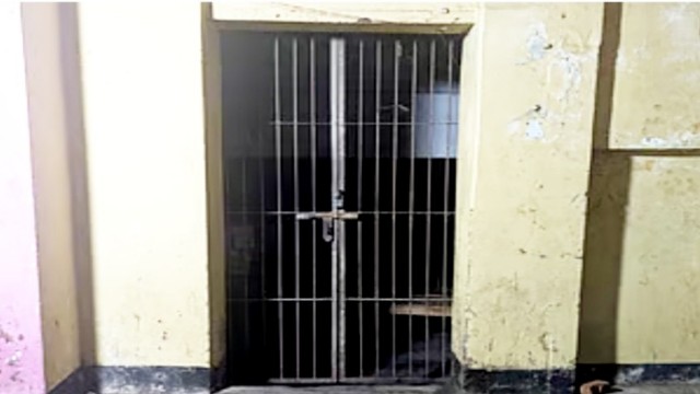 বগুড়ায় জাপা কার্যালয় দখল: এনসিপি নেতাকে সাময়িক অব্যাহতি